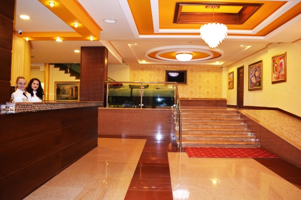 Hotel Austria (Tirana)